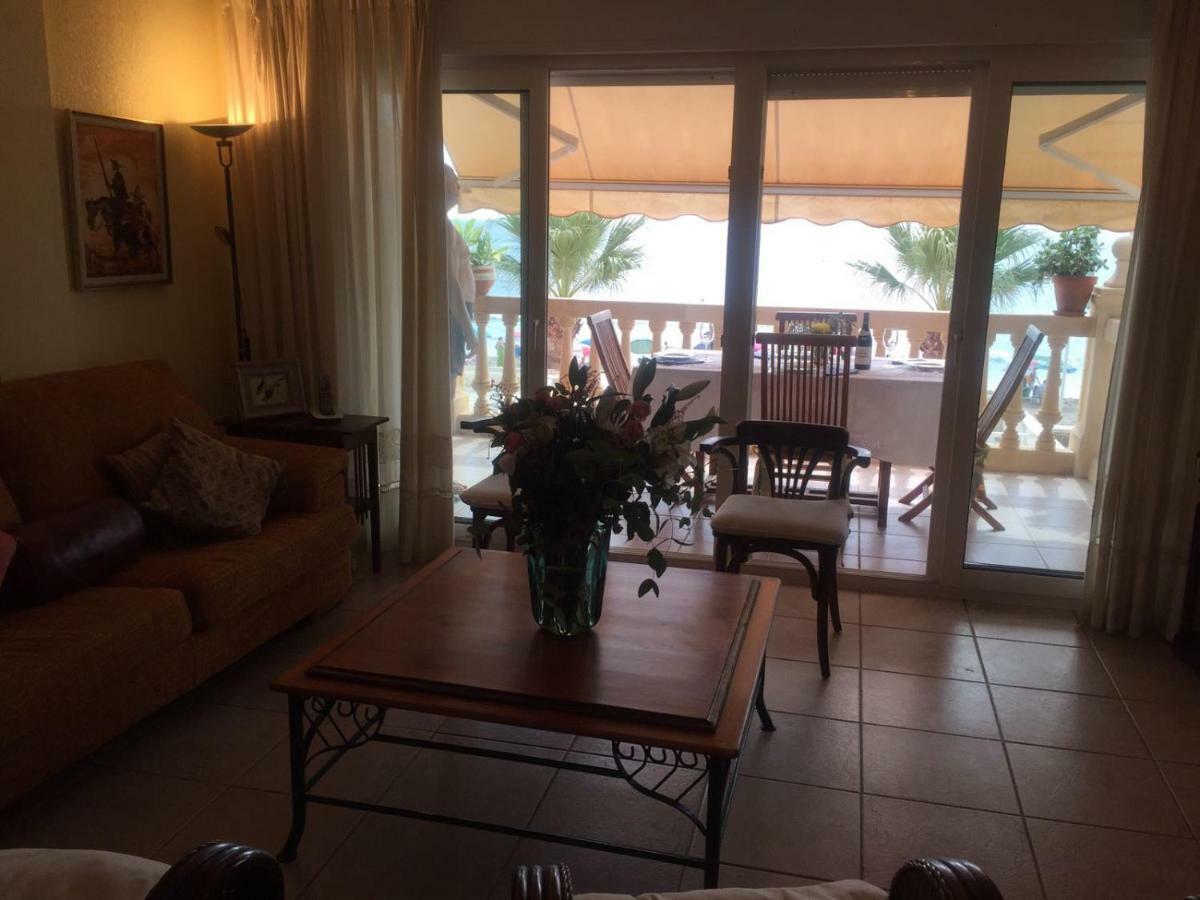 Precioso Piso Frente Al Mar Con Enorme Terraza Apartment Ел Кампело Екстериор снимка